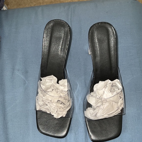 Clear strap chunky heels - Picture 5 of 8